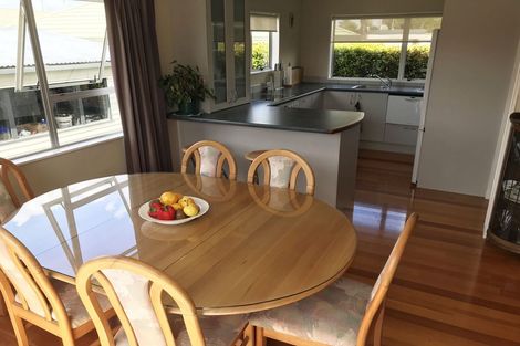Photo of property in 15 Nukumea Common, Orewa, 0931