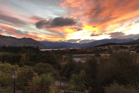 Photo of property in 559 Aubrey Road, Wanaka, 9305
