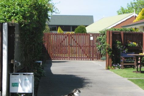 Photo of property in 10 Salford Avenue, Redwood, Christchurch, 8051