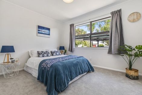 Photo of property in 57 Heybridge Street, Manurewa, Auckland, 2102