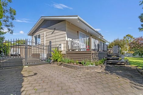 Photo of property in 3 Augustus Earle Place, Pukehangi, Rotorua, 3015