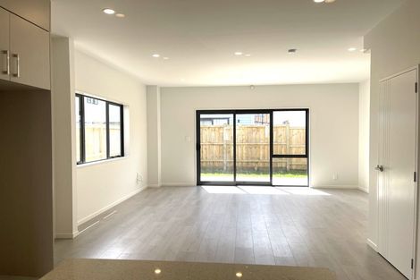 Photo of property in 11 Faithful Drive, Karaka, Papakura, 2113