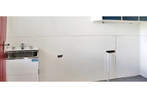 Photo of property in 16 Seddon Street, Takaro, Palmerston North, 4412