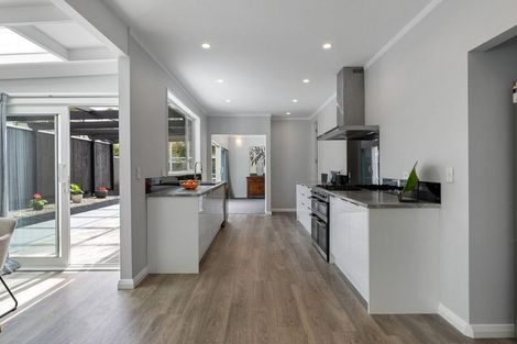 Photo of property in 3 Gonville Street, Tawa, Wellington, 5028