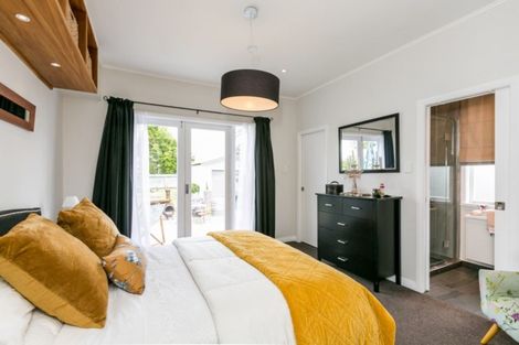 Photo of property in 35 Nuffield Avenue, Marewa, Napier, 4110