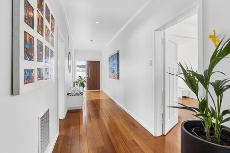 Photo of property in 70 Hobart Street, Miramar, Wellington, 6022