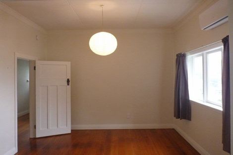 Photo of property in 145a Aro Street, Aro Valley, Wellington, 6021