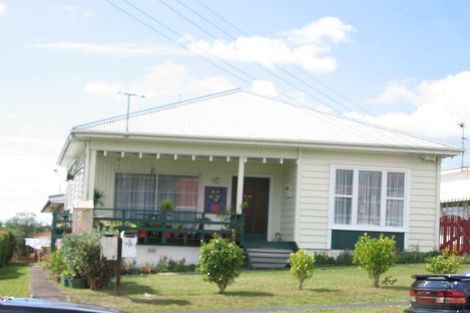 Photo of property in 3/13 Croydon Road, New Lynn, Auckland, 0600