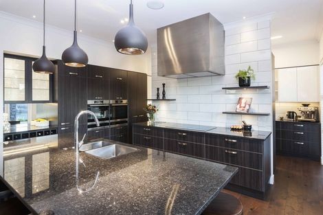 Photo of property in 25 Hawthornden Road, Avonhead, Christchurch, 8042