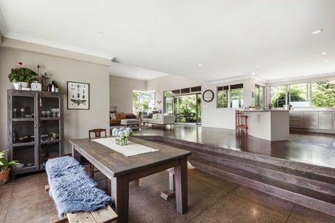 Photo of property in 5 Chatham Avenue, Paremoremo, Auckland, 0632