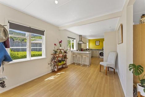 Photo of property in 113 Hine Road, Wainuiomata, Lower Hutt, 5014