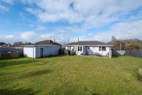 Photo of property in 100 Hathaway Street, Stratford, 4332