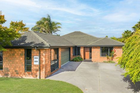 Photo of property in 63 Coleraine Drive, Rototuna, Hamilton, 3210