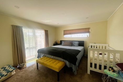 Photo of property in 1 Laredo Grove, Totara Park, Upper Hutt, 5018