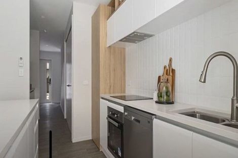 Photo of property in 26u2 Cameron Road, Hamilton East, Hamilton, 3216