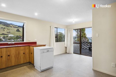 Photo of property in 6 Marett Street, Macandrew Bay, Dunedin, 9014