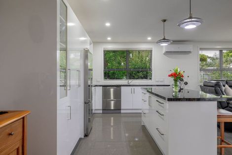 Photo of property in 1 Long Melford Road, Awapuni, Palmerston North, 4412