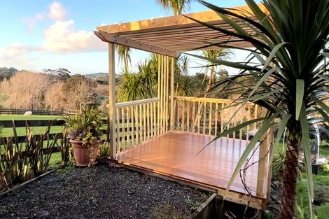 Photo of property in 186 Taylor Road, Waimauku, 0882