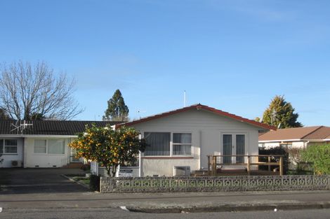 Photo of property in 3/417 Avenue Road West, Hastings, 4122