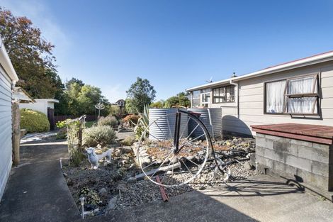 Photo of property in 6 Milne Street, Sanson, 4817