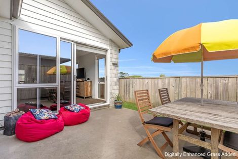 Photo of property in 12 Franks Way, Papamoa Beach, Papamoa, 3118