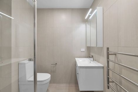 Photo of property in 25/g05 Potter Avenue, Northcote, Auckland, 0627
