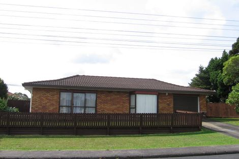 Photo of property in 1/17 Vera Road, Te Atatu South, Auckland, 0610