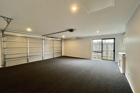 Photo of property in 11 Taikura Avenue, Red Beach, 0932