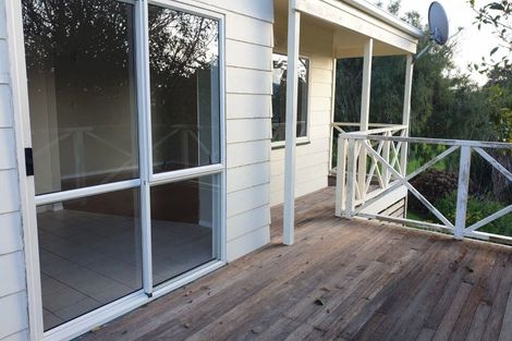 Photo of property in 376 Mangakura Road, Helensville, 0875