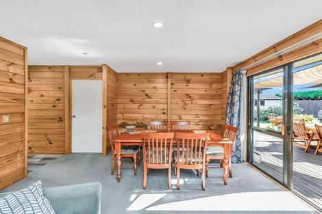 Photo of property in 9 De Renzie Place, Kirwee, Darfield, 7571