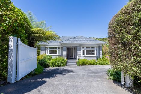 Photo of property in 360 Huia Road, Titirangi, Auckland, 0604