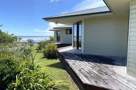 Photo of property in 4 Golden Sands Road, Barrytown, Runanga, 7873