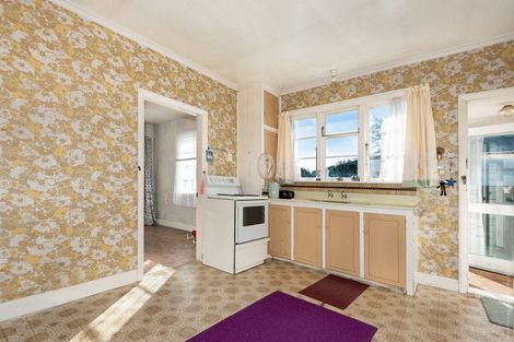 Photo of property in 102 Yaldhurst Road, Sockburn, Christchurch, 8042