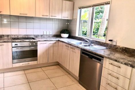 Photo of property in 3/4a Corrella Road, Belmont, Auckland, 0622