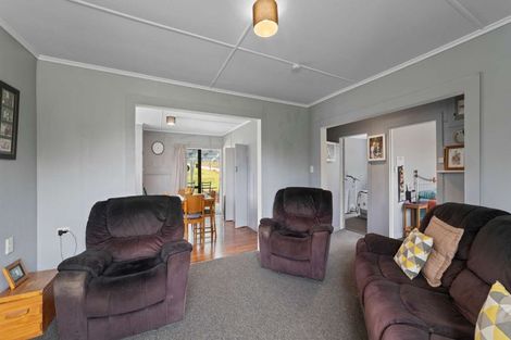 Photo of property in 23 Mangaoae Road, Te Karaka, 4091