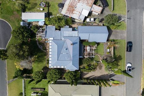 Photo of property in 2b Mcleod Street, Helensville, 0800