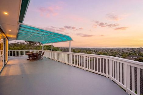 Photo of property in 281 Sturges Road, Henderson Valley, Auckland, 0612