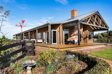 Photo of property in 50 Pakuratahi Valley Road, Tangoio, Napier, 4182