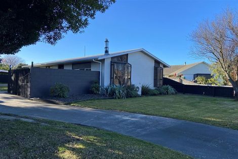 Photo of property in 91 Oakhampton Street, Hornby, Christchurch, 8042