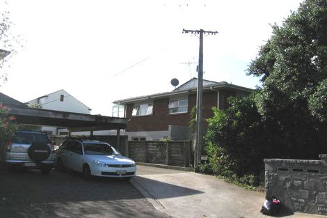 Photo of property in 3/14 Frieston Road, Milford, Auckland, 0620