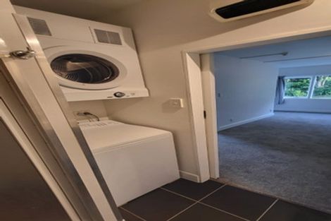 Photo of property in 2/8 Governor Road, Northland, Wellington, 6012