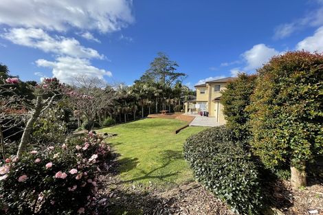 Photo of property in 12 Oakford Park Crescent, Greenhithe, Auckland, 0632