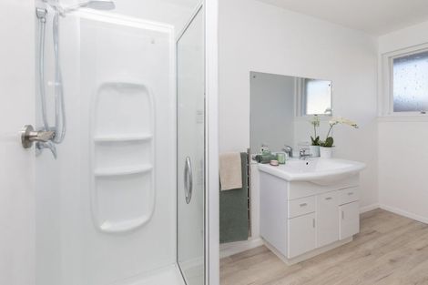 Photo of property in 4/5 Pitt Place, St Albans, Christchurch, 8014