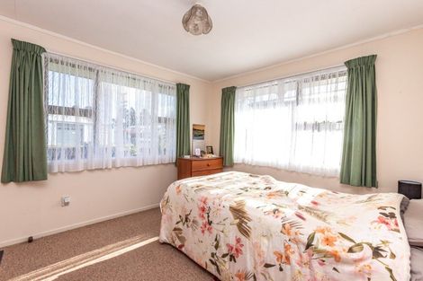 Photo of property in 11unit Albert Street, Paeroa, 3600