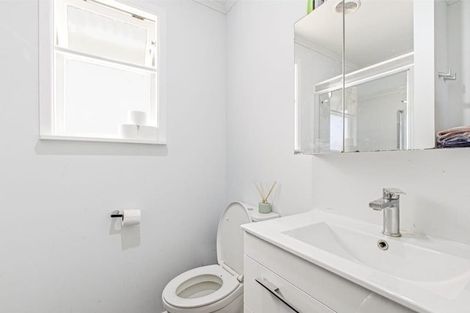 Photo of property in 25 Ruapehu Street, Castlecliff, Whanganui, 4501