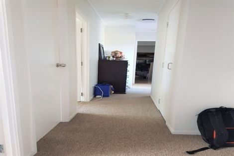 Photo of property in 1/19 Weetman Drive, Browns Bay, Auckland, 0630