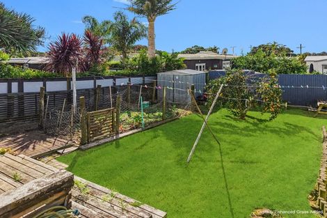 Photo of property in 30 Athenree Road, Athenree, Katikati, 3177