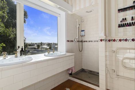 Photo of property in 16 Briarley Street, Tauranga South, Tauranga, 3112
