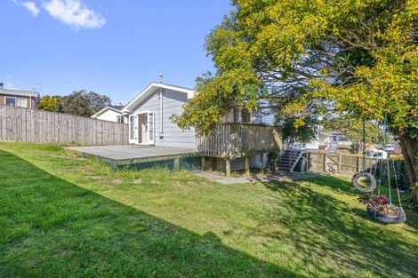 Photo of property in 17 Moult Street, Titahi Bay, Porirua, 5022
