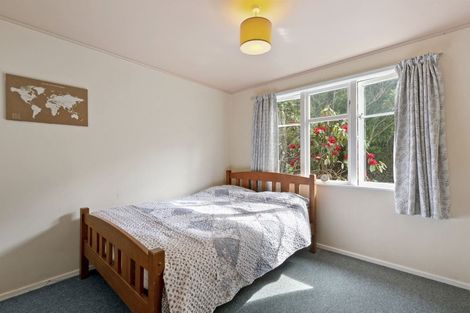 Photo of property in 16a Thurleigh Grove, Karori, Wellington, 6012